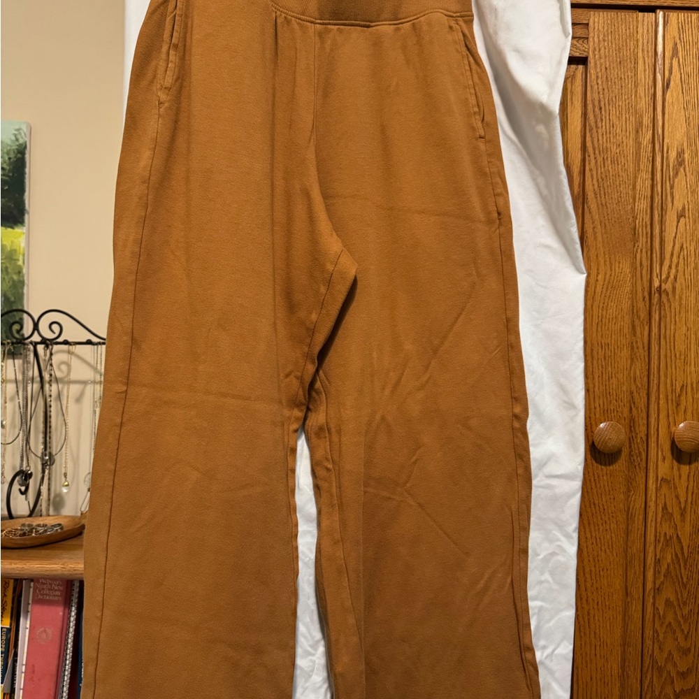 Pact women travel pants